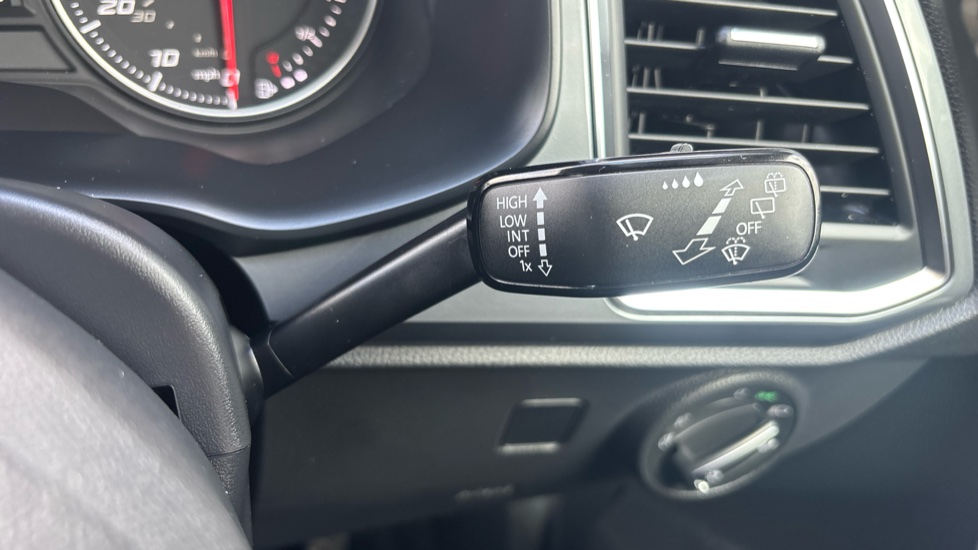 SEAT Ateca 1.5 TSI EVO SE Technology 5dr Petrol Estate - Image 24