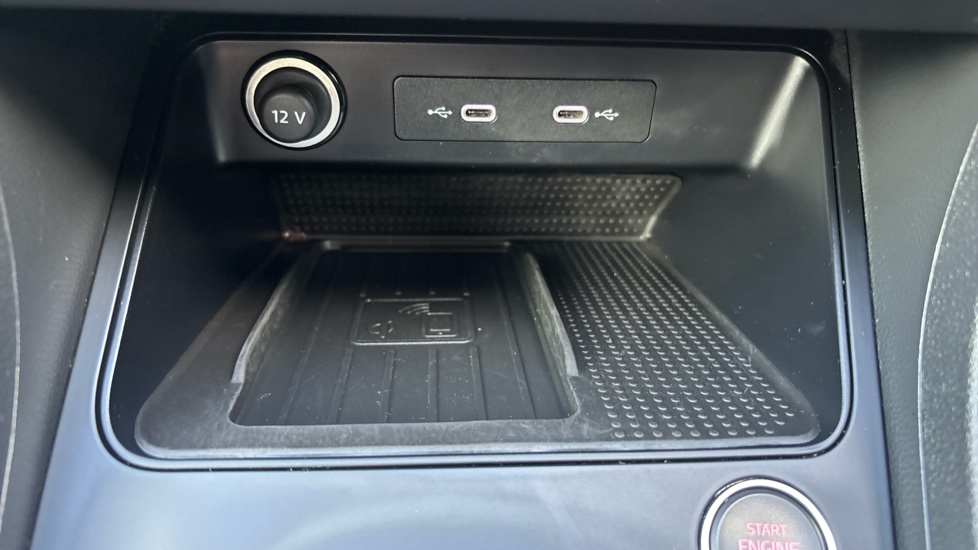 SEAT Ateca 1.5 TSI EVO SE Technology 5dr Petrol Estate - Image 31