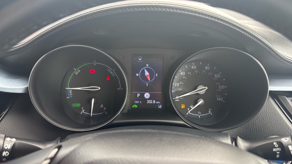 Toyota C-HR 1.8 Hybrid Design 5dr CVT Hybrid Hatchback - Image 18