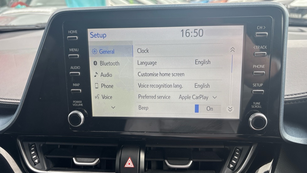 Toyota C-HR 1.8 Hybrid Design 5dr CVT Hybrid Hatchback - Image 36