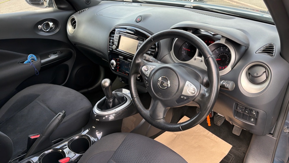 Nissan Juke 1.6 N-Tec 5dr Petrol Hatchback - Image 11