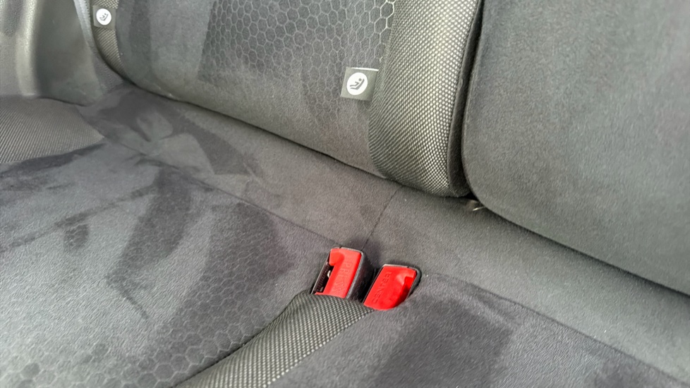 Nissan Juke 1.6 N-Tec 5dr Petrol Hatchback - Image 17