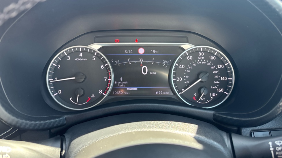 Nissan Juke 1.0 DiG-T 114 N-Connecta 5dr Petrol Hatchback - Image 18
