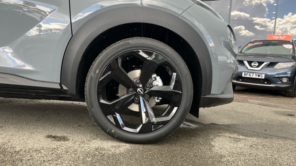 Nissan Juke 1.0 DiG-T N-Connecta 5dr Petrol Hatchback - Image 7