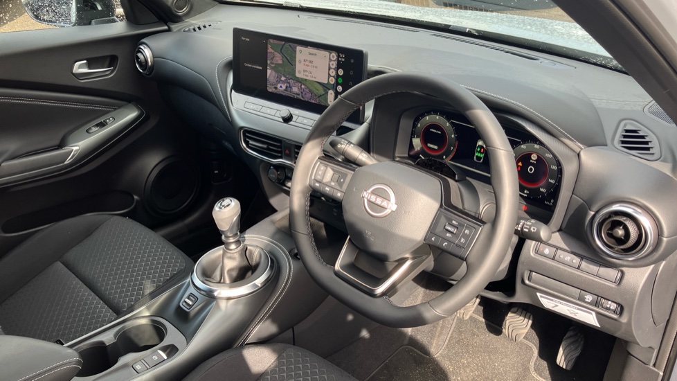 Nissan Juke 1.0 DiG-T N-Connecta 5dr Petrol Hatchback - Image 11