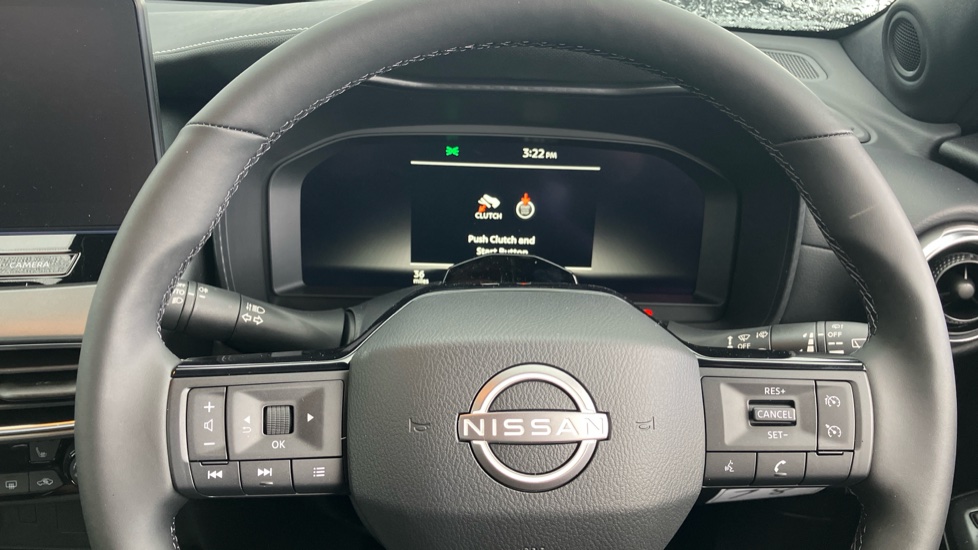 Nissan Juke 1.0 DiG-T N-Connecta 5dr Petrol Hatchback - Image 21