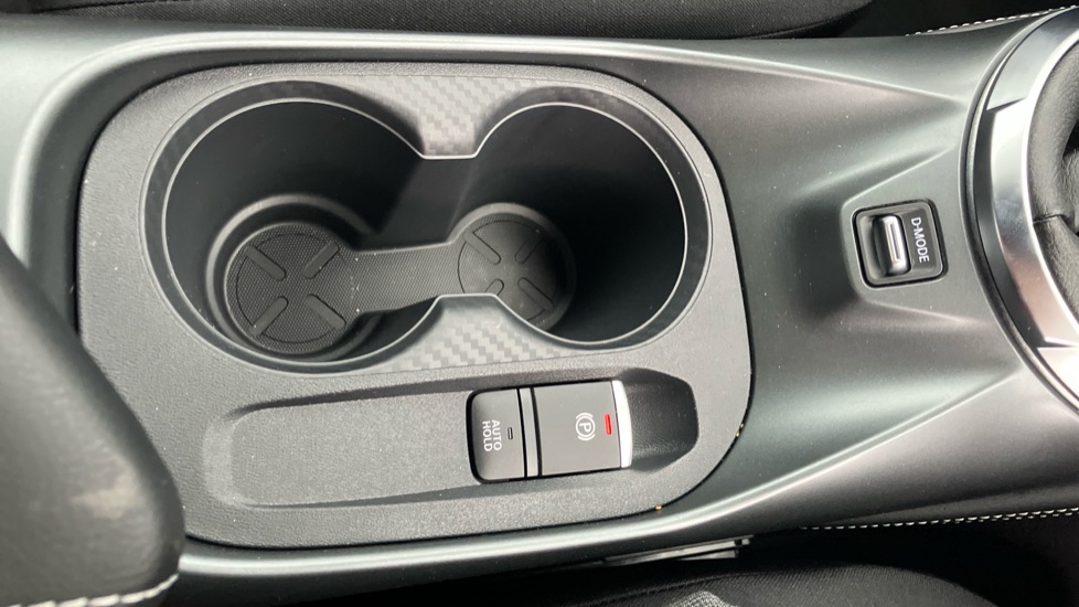 Nissan Juke 1.0 DiG-T N-Connecta 5dr Petrol Hatchback - Image 26