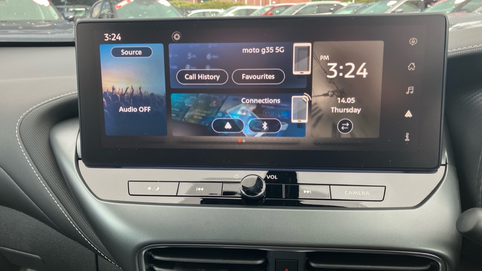 Nissan Juke 1.0 DiG-T N-Connecta 5dr Petrol Hatchback - Image 37