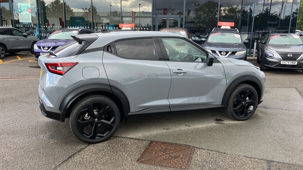 Nissan Juke 1.0 DiG-T N-Connecta 5dr Petrol Hatchback - Image 49