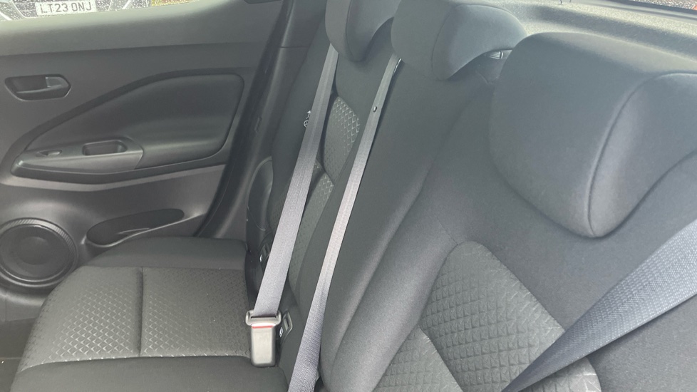 Nissan Juke 1.0 DiG-T N-Connecta 5dr Petrol Hatchback - Image 56