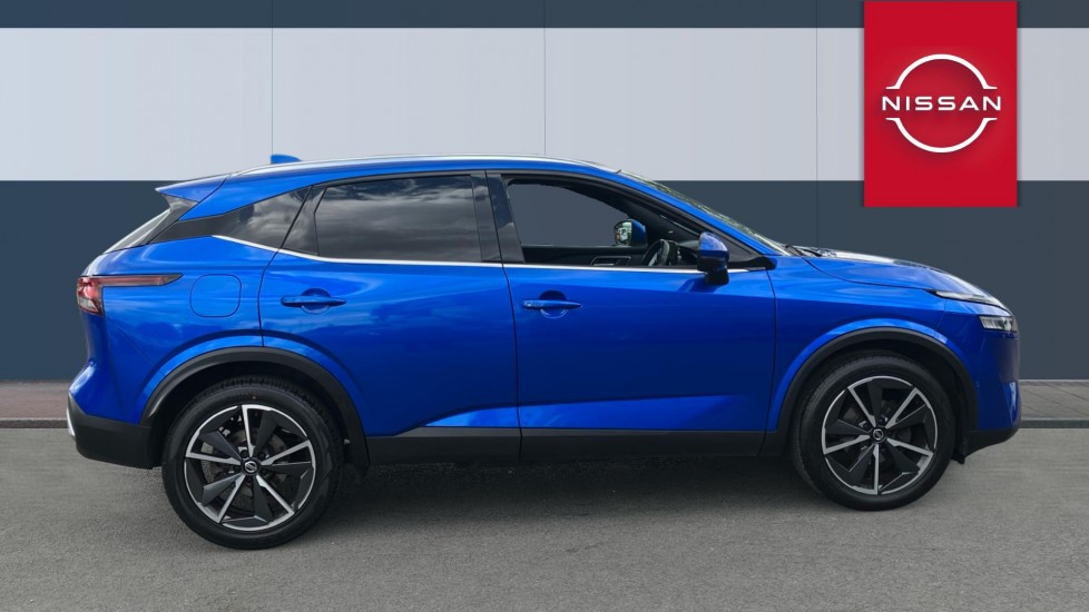Nissan Qashqai 1.3 DiG-T MH Tekna 5dr Petrol Hatchback - Image 5