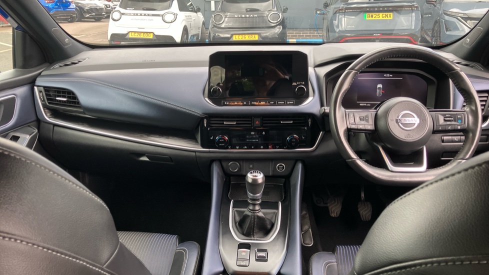 Nissan Qashqai 1.3 DiG-T MH Tekna 5dr Petrol Hatchback - Image 10