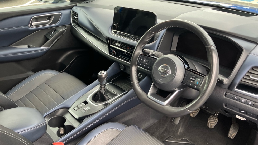 Nissan Qashqai 1.3 DiG-T MH Tekna 5dr Petrol Hatchback - Image 11