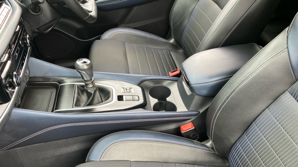Nissan Qashqai 1.3 DiG-T MH Tekna 5dr Petrol Hatchback - Image 42