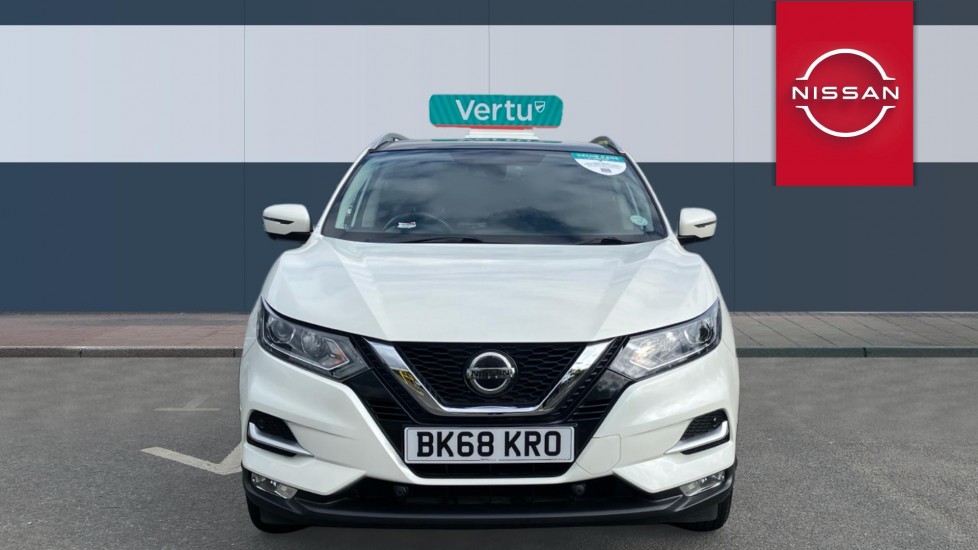 Nissan Qashqai 1.5 dCi 115 N-Connecta 5dr Diesel Hatchback - Image 3