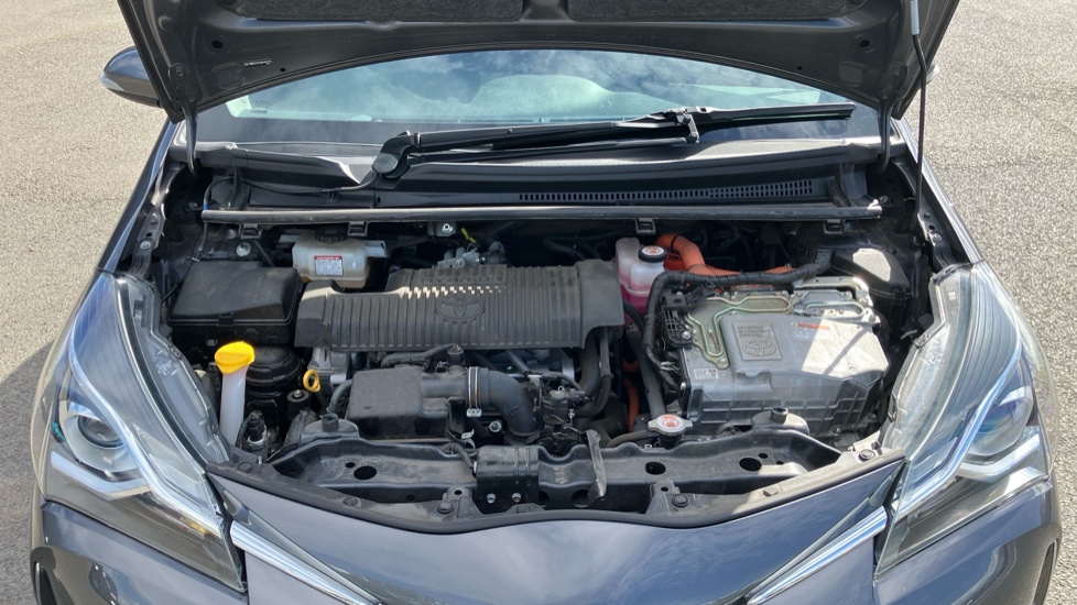 Toyota Yaris 1.5 Hybrid Y20 5dr CVT [Bi-tone] Hybrid Hatchback - Image 8