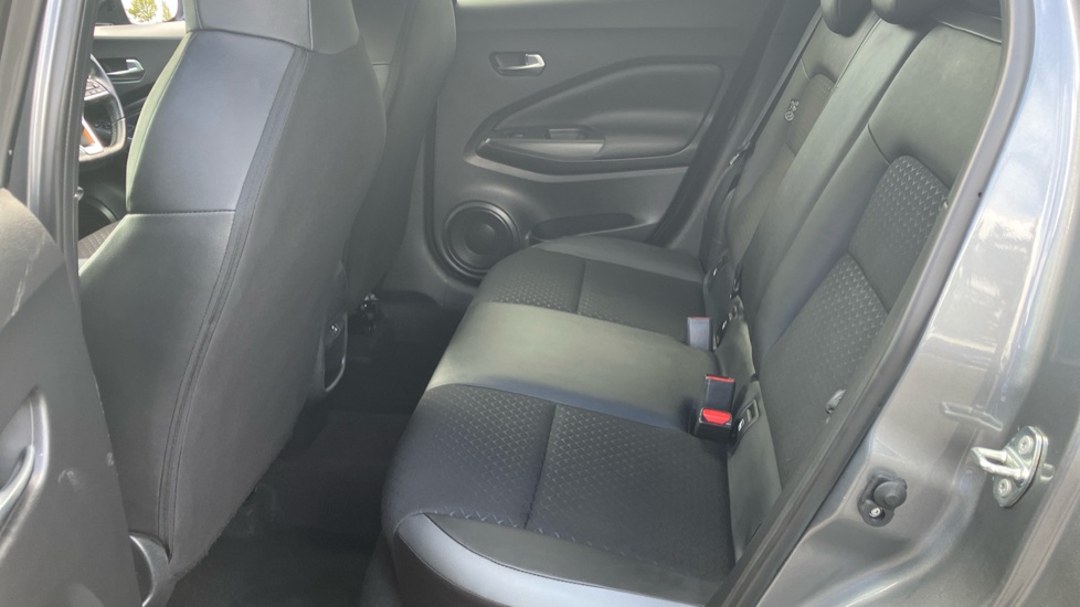 Nissan Juke 1.0 DiG-T 114 N-Connecta 5dr Petrol Hatchback - Image 16