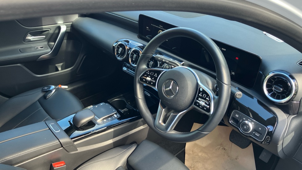 Mercedes-Benz A-Class A180 Sport Executive Edition 5dr Auto Petrol Hatchback - Image 11