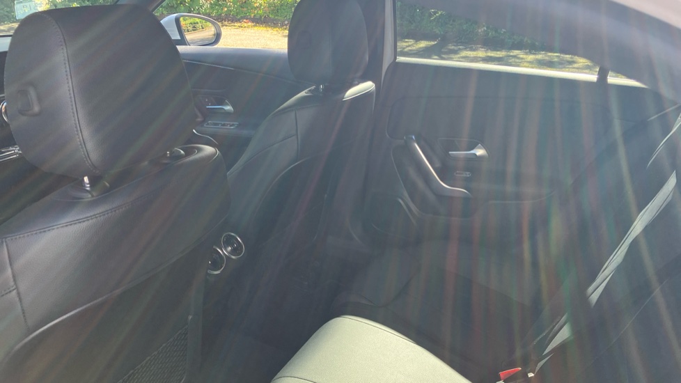 Mercedes-Benz A-Class A180 Sport Executive Edition 5dr Auto Petrol Hatchback - Image 39