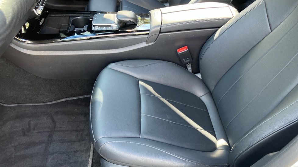 Mercedes-Benz A-Class A180 Sport Executive Edition 5dr Auto Petrol Hatchback - Image 43