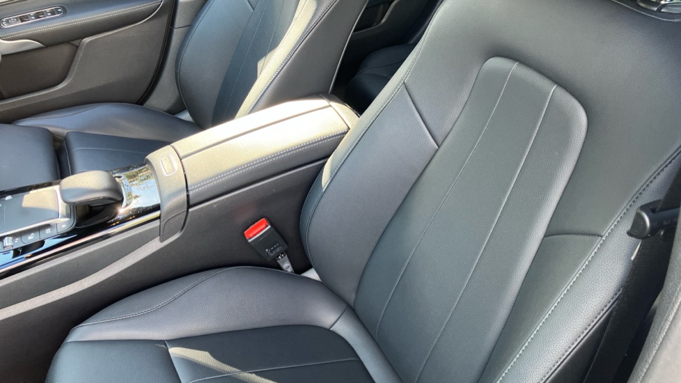 Mercedes-Benz A-Class A180 Sport Executive Edition 5dr Auto Petrol Hatchback - Image 44
