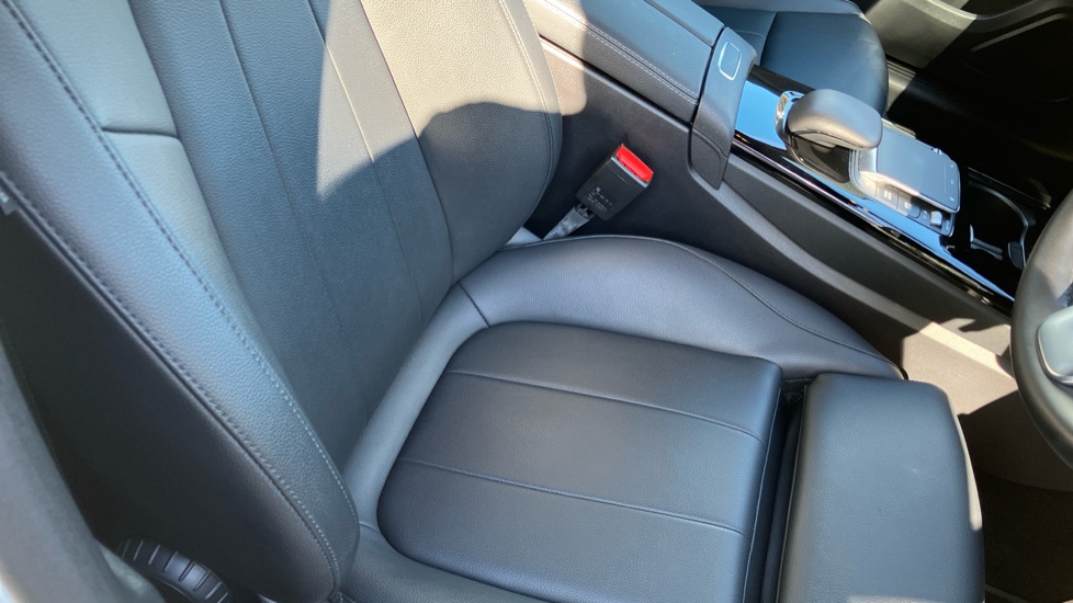 Mercedes-Benz A-Class A180 Sport Executive Edition 5dr Auto Petrol Hatchback - Image 50