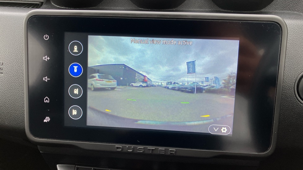 Dacia Duster 1.3 TCe 130 Prestige 5dr Petrol Estate - Image 23