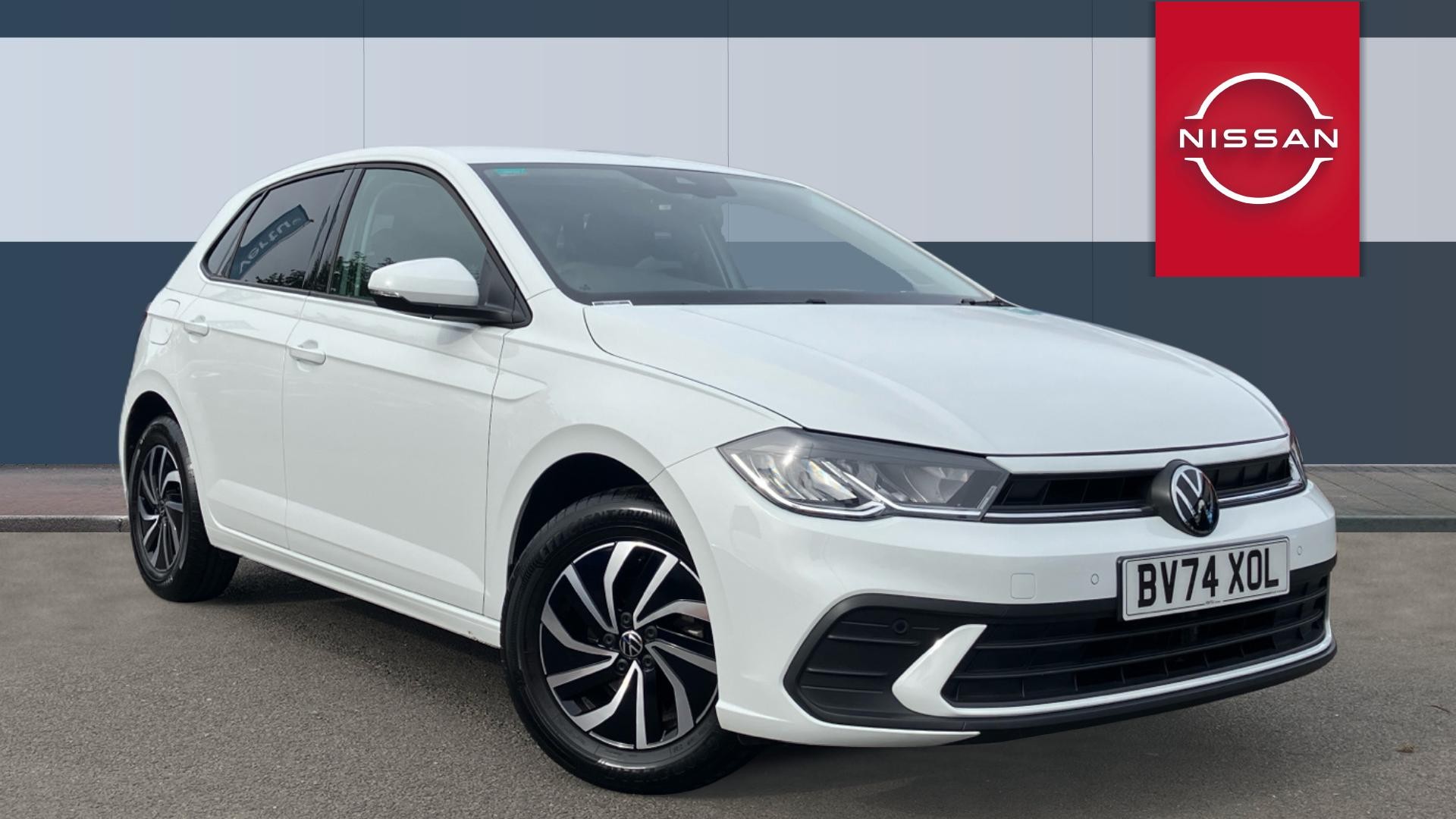 Volkswagen Polo listing photo