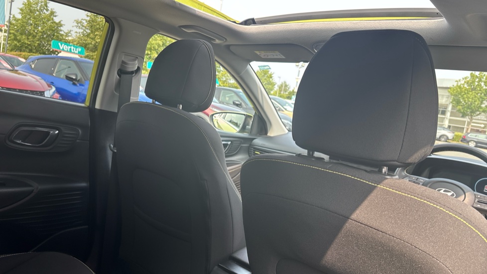 Hyundai i20 1.0T GDi Ultimate 5dr DCT Petrol Hatchback - Image 40