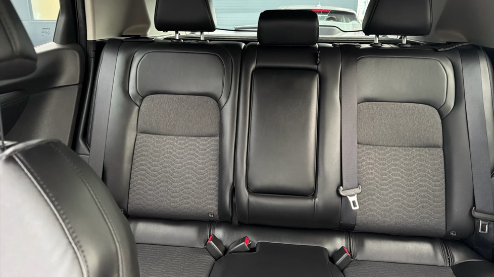 Nissan ARIYA 160kW Advance 63kWh 22kWCh 5dr Auto Electric Hatchback - Image 15