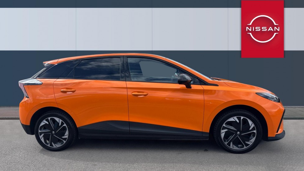 MG MG4 150kW Trophy EV Long Range 64kWh 5dr Auto Electric Hatchback - Image 5