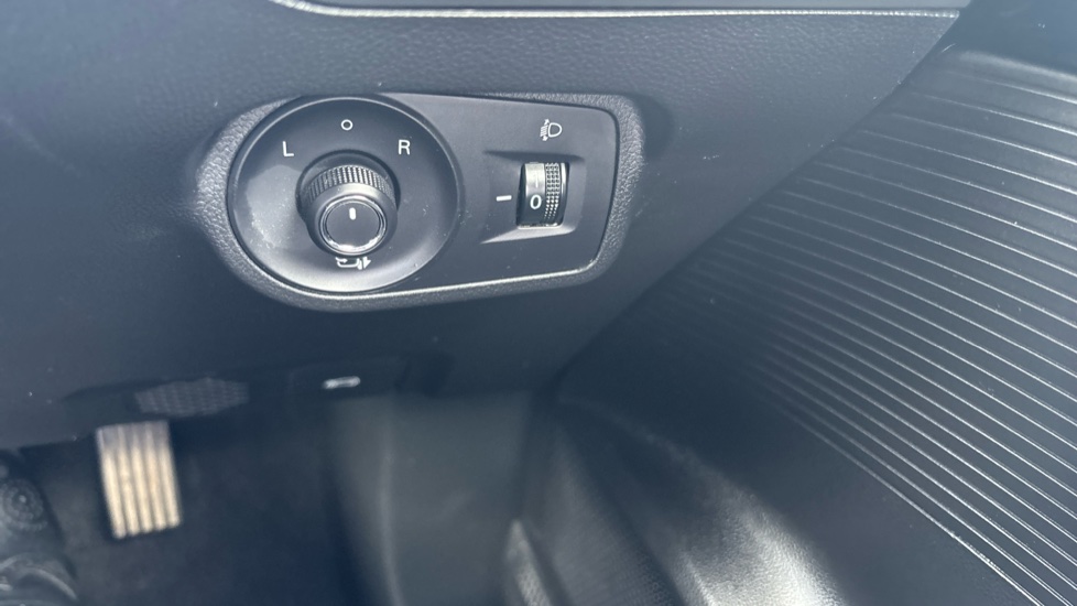 MG MG4 150kW Trophy EV Long Range 64kWh 5dr Auto Electric Hatchback - Image 25