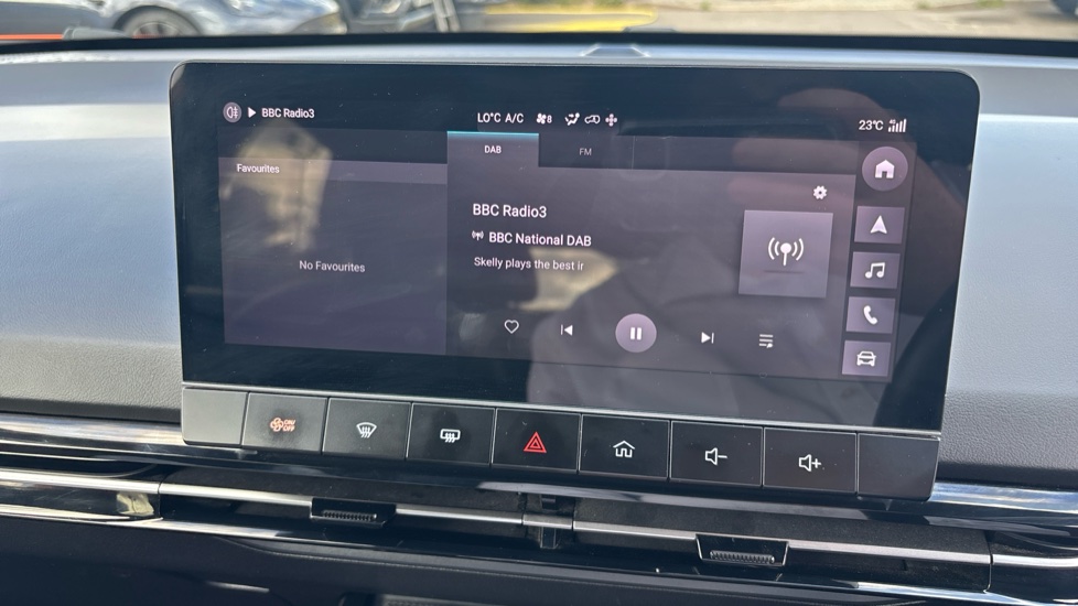 MG MG4 150kW Trophy EV Long Range 64kWh 5dr Auto Electric Hatchback - Image 36