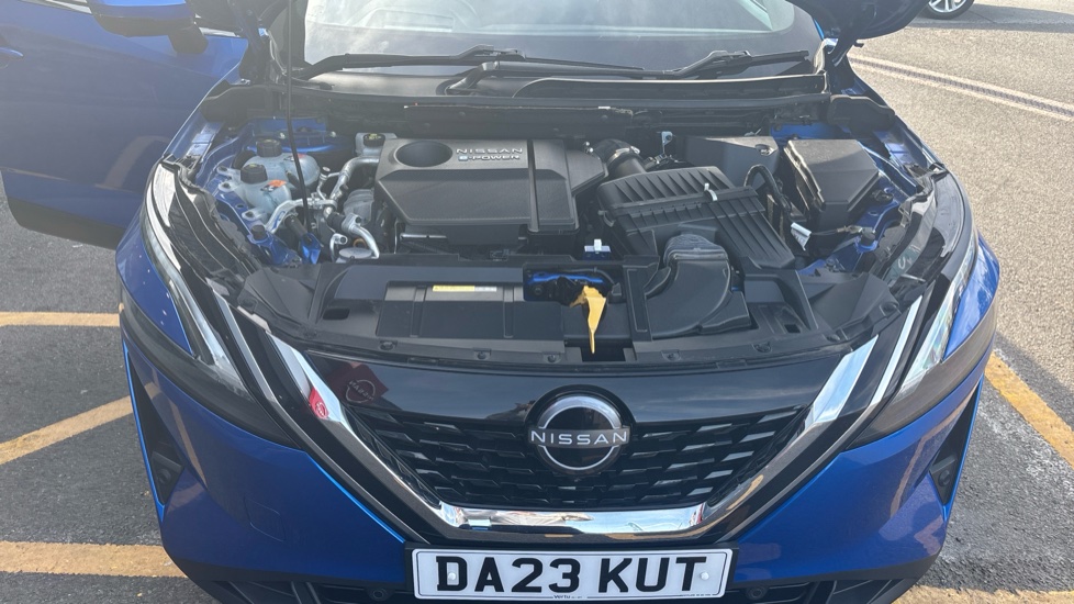Nissan Qashqai 1.5 E-Power Tekna 5dr Auto Hybrid Hatchback - Image 8