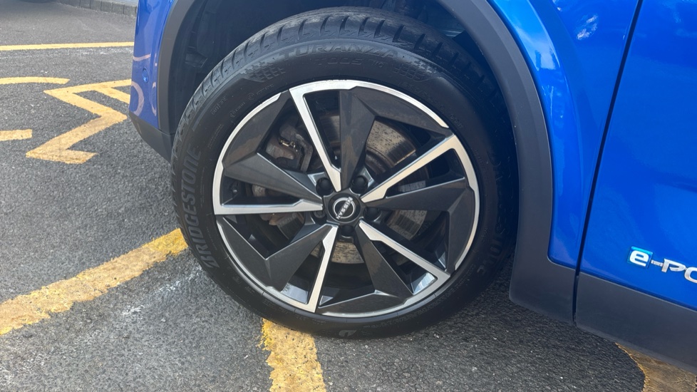 Nissan Qashqai 1.5 E-Power Tekna 5dr Auto Hybrid Hatchback - Image 23