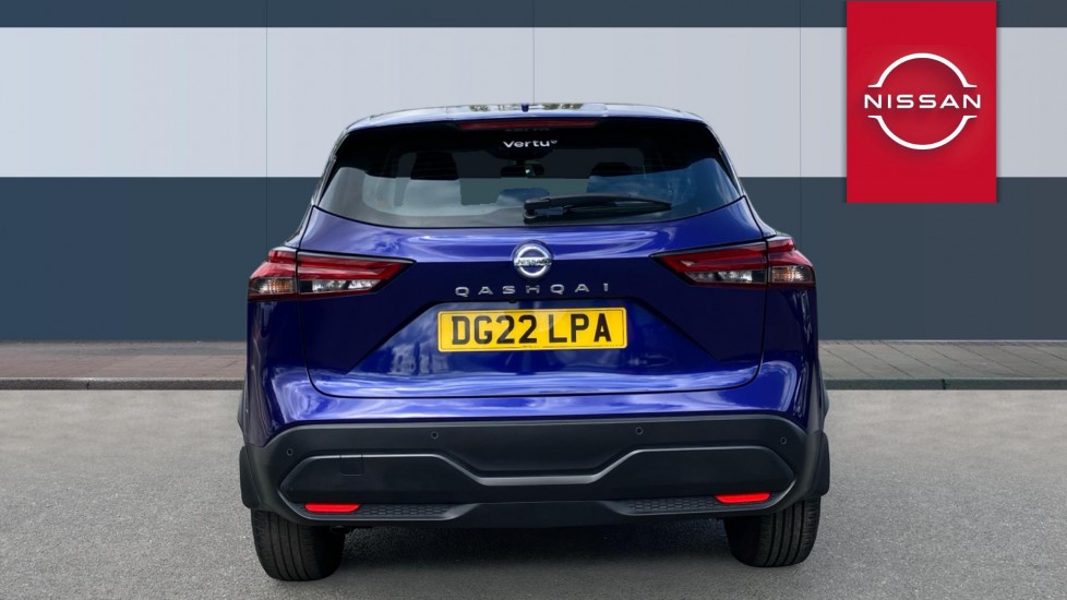 Nissan Qashqai 1.3 DiG-T MH Acenta Premium 5dr Petrol Hatchback - Image 6