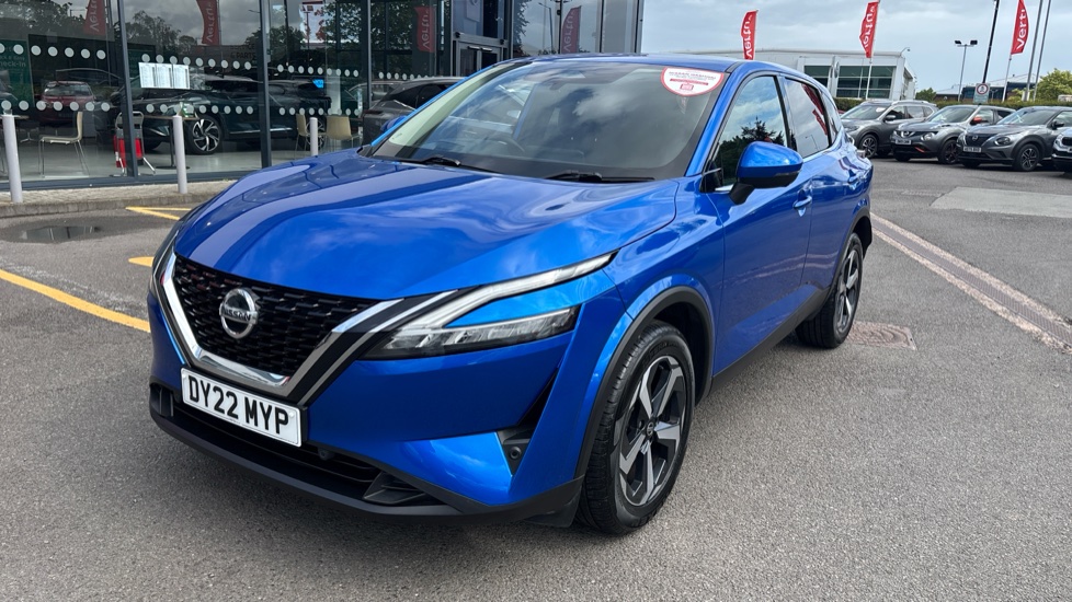 Nissan Qashqai 1.3 DiG-T MH N-Connecta 5dr Petrol Hatchback - Image 27