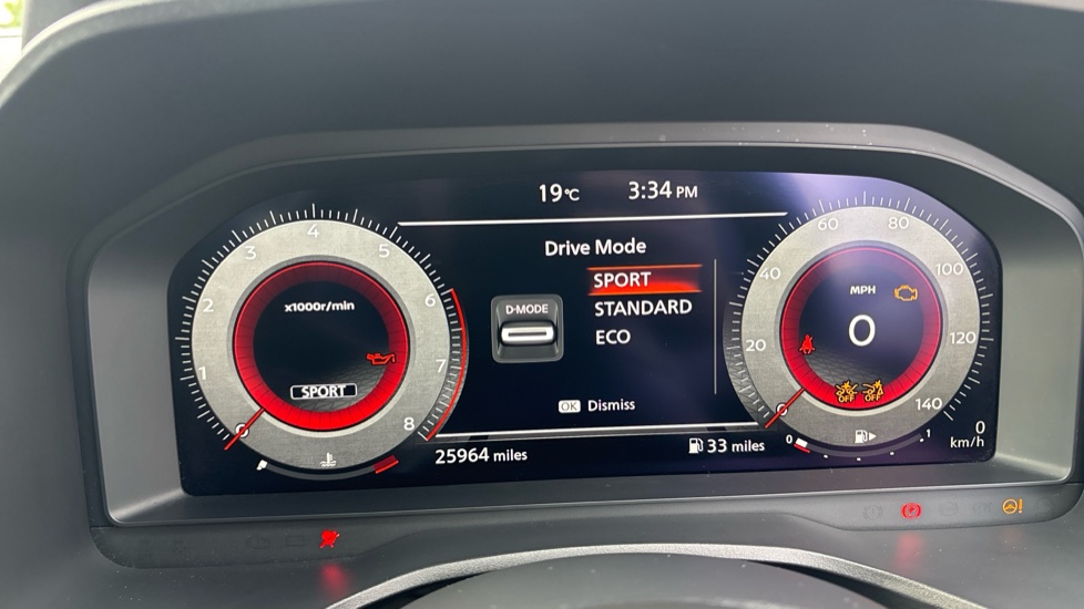 Nissan Qashqai 1.3 DiG-T MH N-Connecta 5dr Petrol Hatchback - Image 49