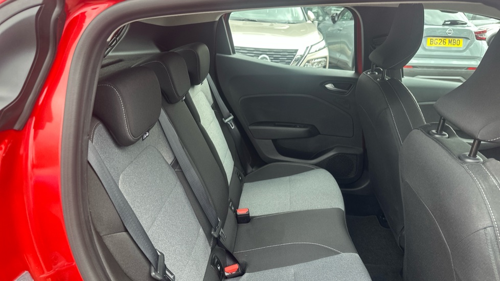 Renault Clio 1.0 TCe 90 Evolution 5dr Petrol Hatchback - Image 15