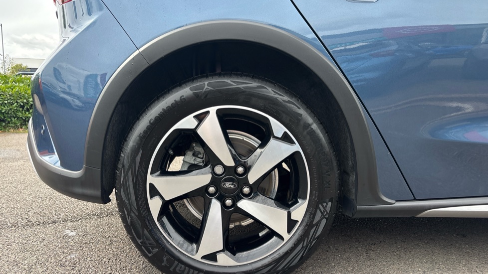 Ford Focus 1.0 EcoBoost Hybrid mHEV 155 Active 5dr Auto Petrol Hatchback - Image 7