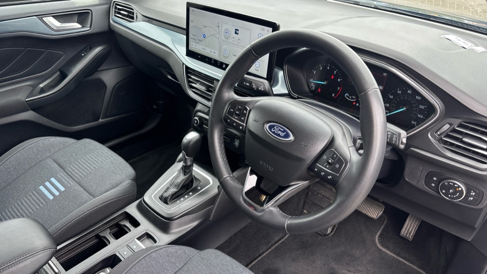 Ford Focus 1.0 EcoBoost Hybrid mHEV 155 Active 5dr Auto Petrol Hatchback - Image 11