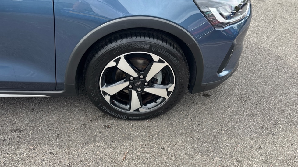 Ford Focus 1.0 EcoBoost Hybrid mHEV 155 Active 5dr Auto Petrol Hatchback - Image 41