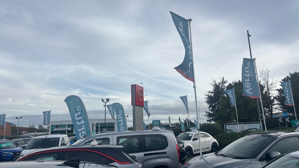 Renault Megane E-Tech EV60 160kW Techno 60kWh Optimum Charge 5dr Auto Electric Hatchback - Image 39