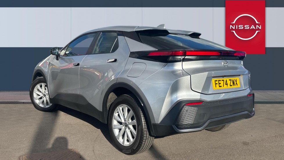 Toyota C-HR 1.8 Hybrid Icon 5dr CVT Hybrid Hatchback - Image 2