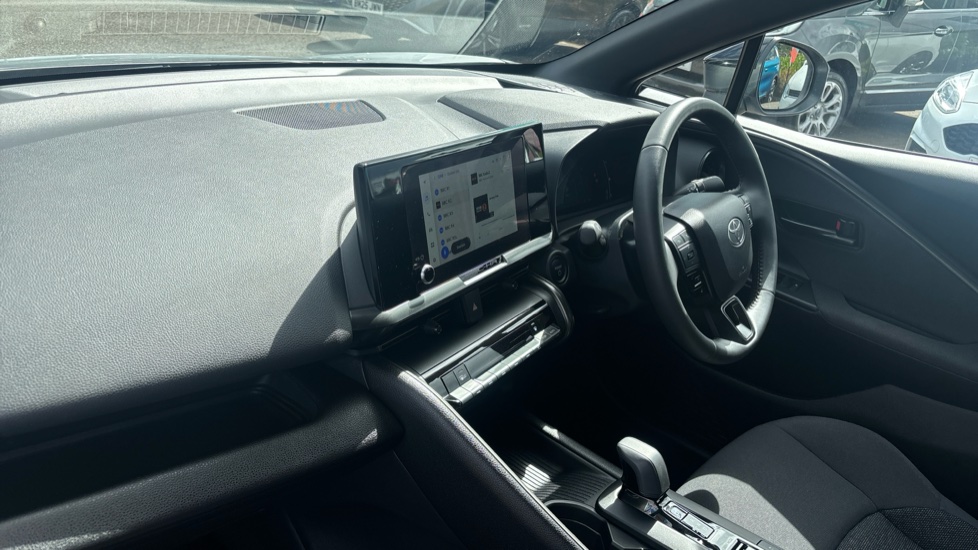 Toyota C-HR 1.8 Hybrid Icon 5dr CVT Hybrid Hatchback - Image 9