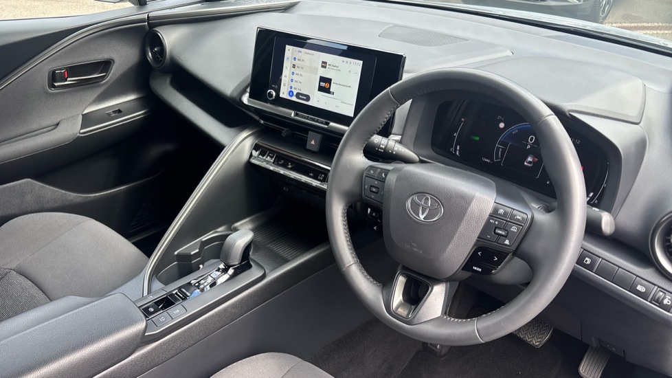 Toyota C-HR 1.8 Hybrid Icon 5dr CVT Hybrid Hatchback - Image 11