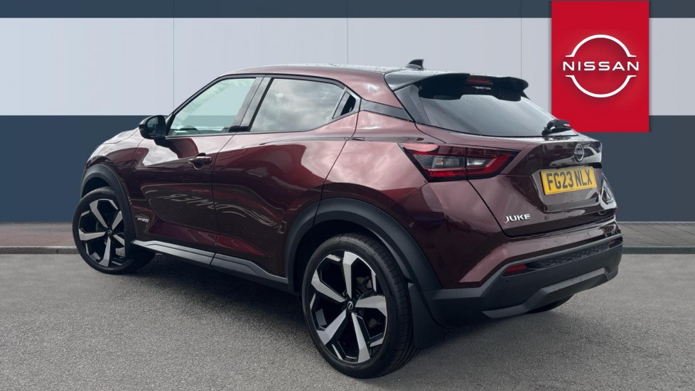Nissan Juke 1.6 Hybrid Tekna 5dr Auto Hybrid Hatchback - Image 2