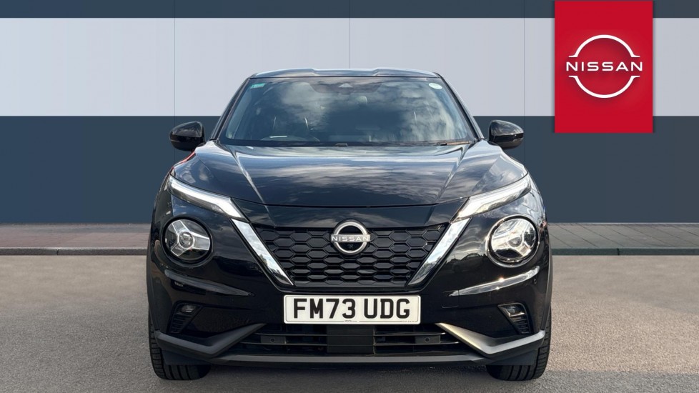 Nissan Juke 1.6 Hybrid Tekna 5dr Auto Hybrid Hatchback - Image 3