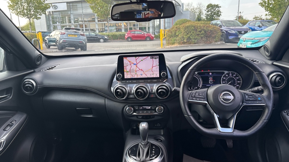 Nissan Juke 1.6 Hybrid Tekna 5dr Auto Hybrid Hatchback - Image 10