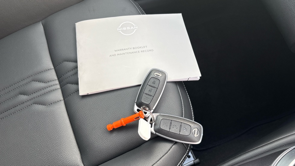 Nissan Juke 1.6 Hybrid Tekna 5dr Auto Hybrid Hatchback - Image 19